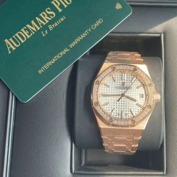Audemars Piguet -Royal Oak 1261OR - Image 3