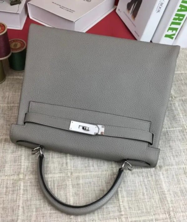 Hermes Kelly Bag 32 Togo Leather - Image 6