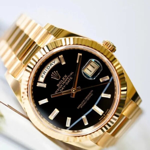 Rolex DAY-DATE 40 M228238-0061 - Image 19