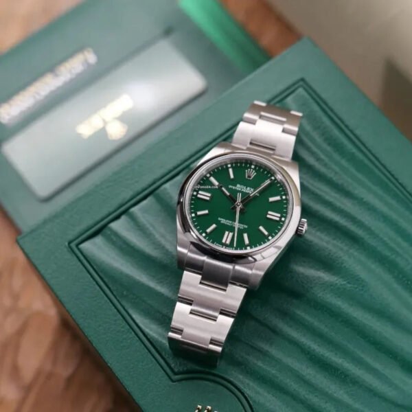 OYSTER PERPETUAL 124300 Series（green dial） - Image 8