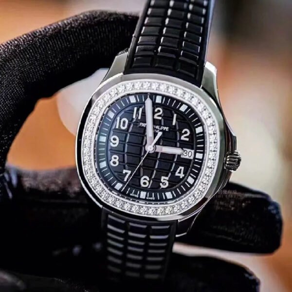 5267/200A-001-Patek Philippe AQUANAUT - Image 3