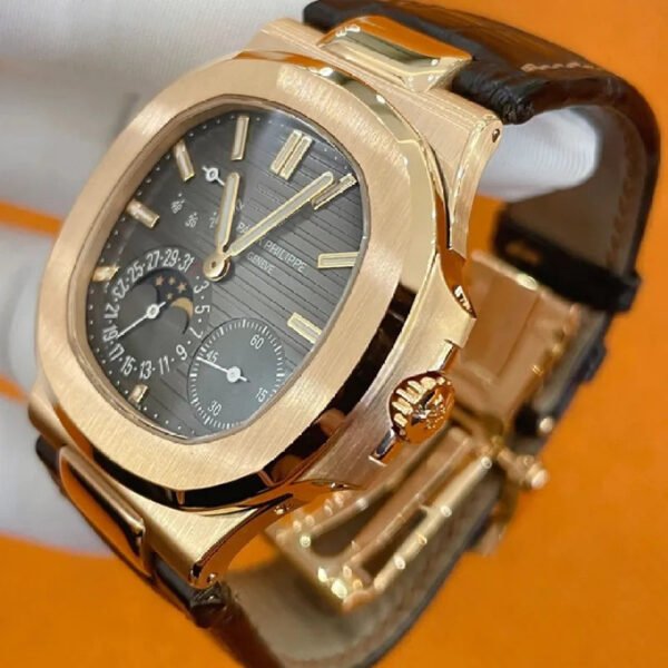 5712R - Patek Philippe NAUTILUS - Image 3