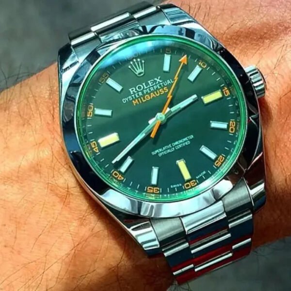 Rolex Oyster Perpetual Milgauss 116400gv Series - Image 3
