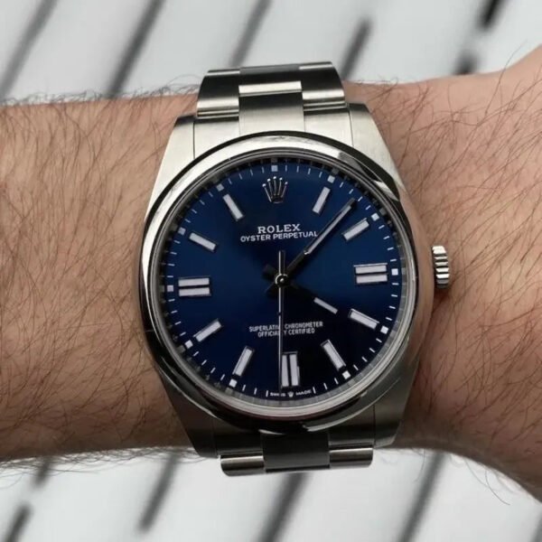 OYSTER PERPETUAL 124300 Series（Blue table） - Image 11