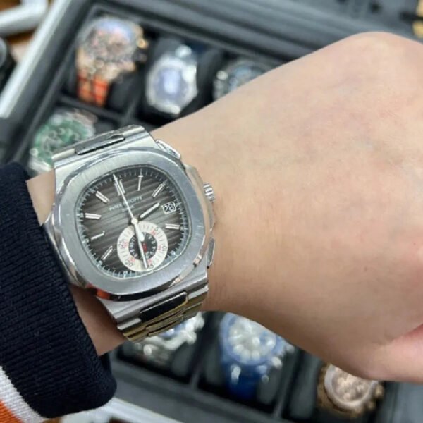 5980/1A-014 Patek Philippe- NAUTILUS AAAAA Version - Image 3